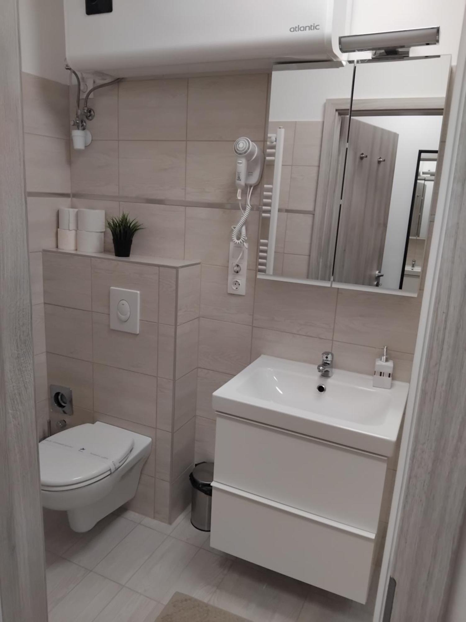 Szent Benedek Apartman Apartment Fot Luaran gambar